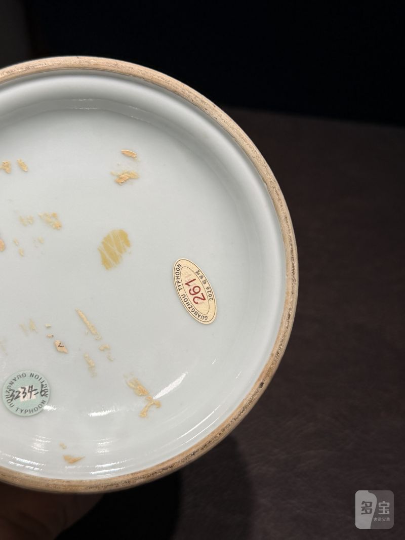 清乾隆 青花缠枝莲纹烛台 - 图23